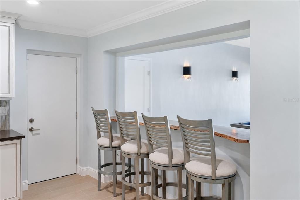 En Venta: $2,900,000 (4 camas, 3 baños, 4452 Pies cuadrados)