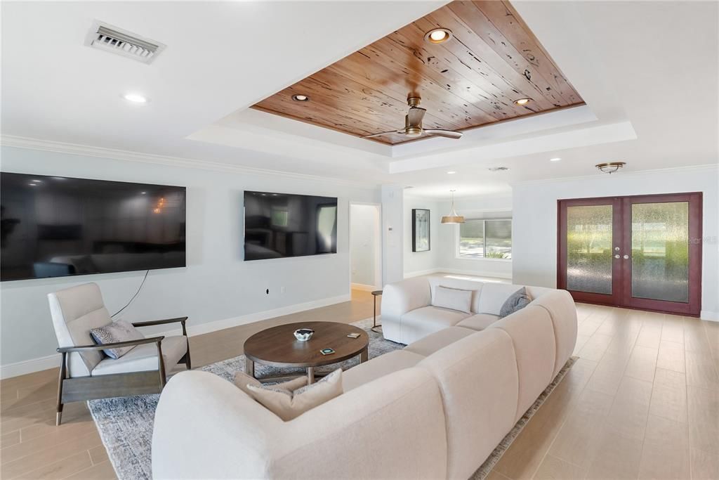 En Venta: $2,900,000 (4 camas, 3 baños, 4452 Pies cuadrados)