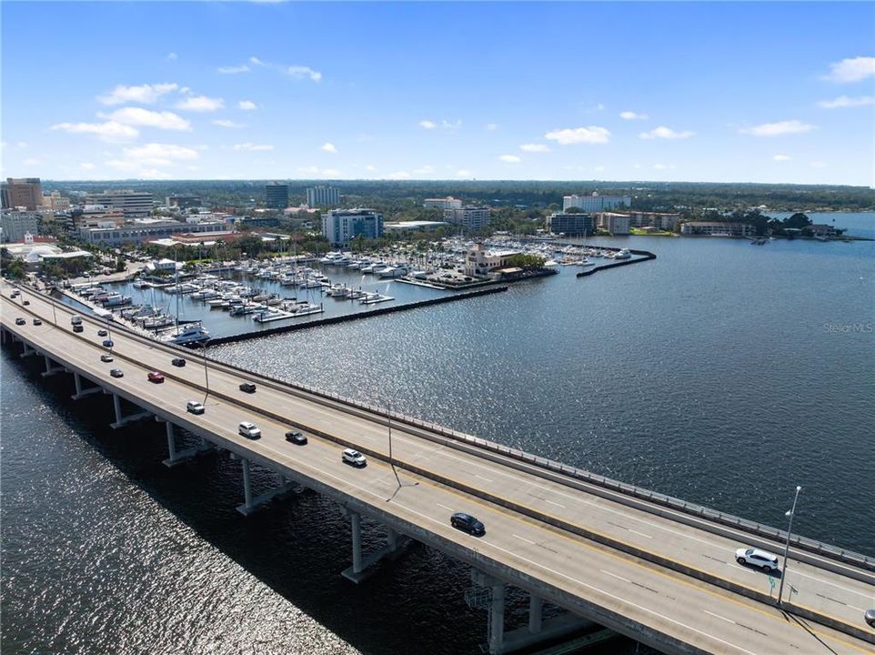 En Venta: $2,900,000 (4 camas, 3 baños, 4452 Pies cuadrados)