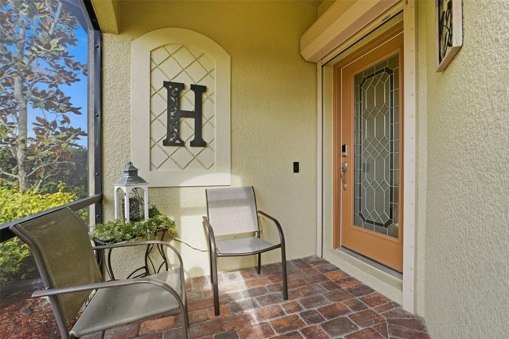 For Sale: $325,000 (2 beds, 2 baths, 1568 Square Feet)