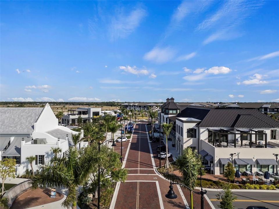 For Sale: $325,000 (2 beds, 2 baths, 1568 Square Feet)