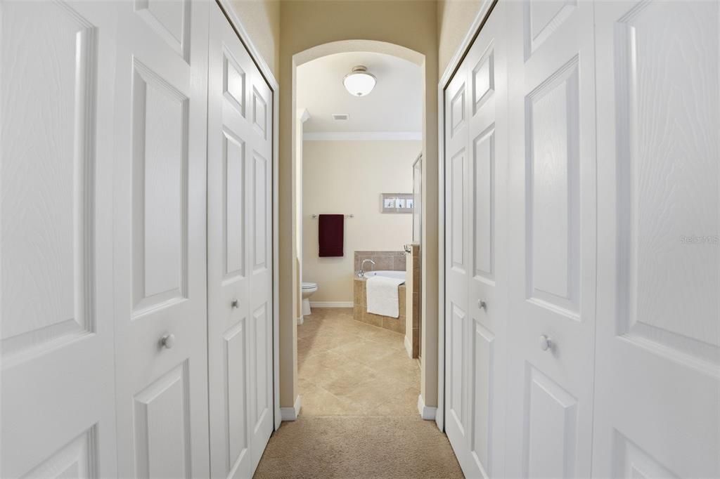 For Sale: $325,000 (2 beds, 2 baths, 1568 Square Feet)