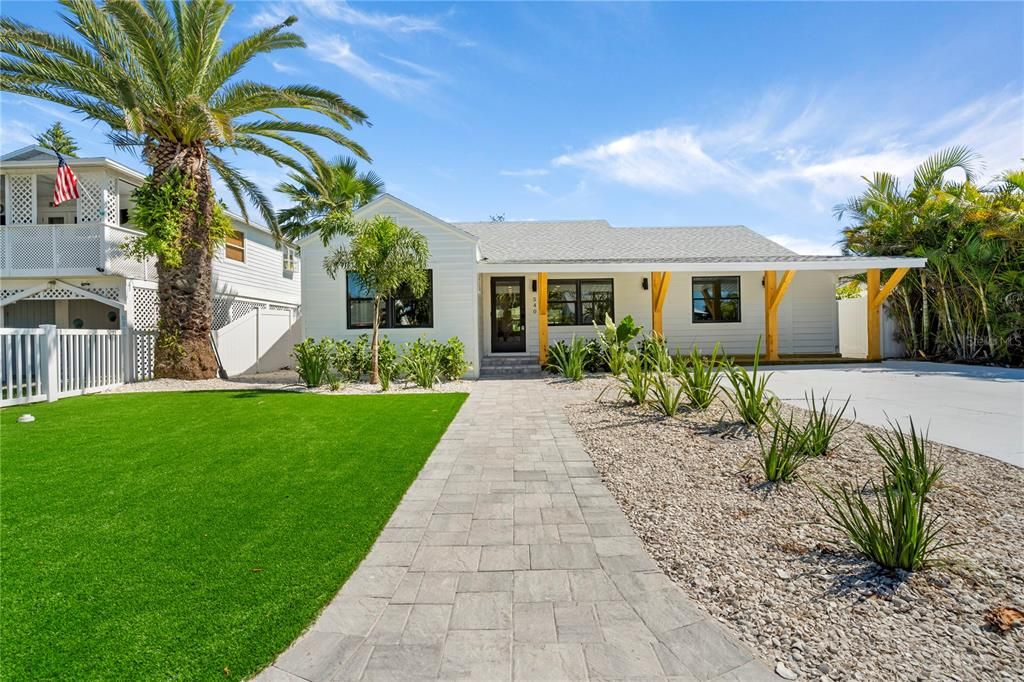 For Sale: $799,999 (3 beds, 2 baths, 1762 Square Feet)