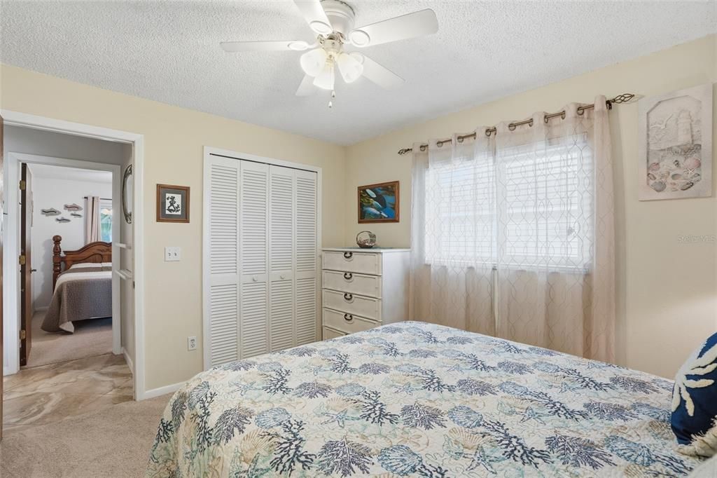 合同活跃: $262,000 (3 贝兹, 2 浴室, 1440 平方英尺)