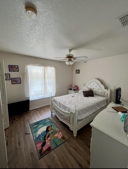 Active With Contract: $310,000 (4 beds, 0 baths, 2124 Square Feet)