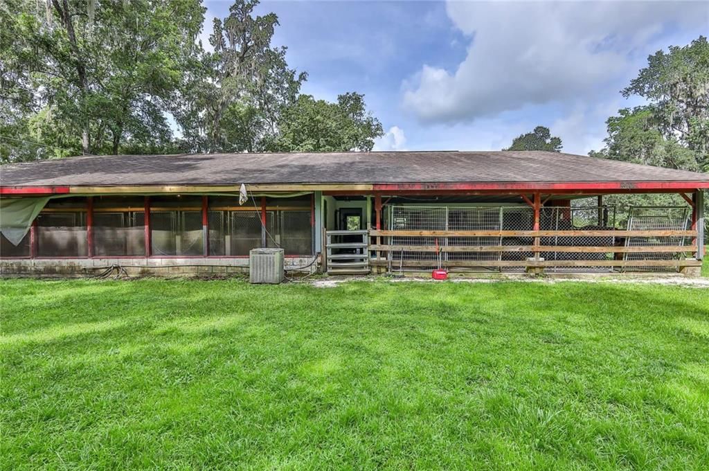 En Venta: $777,000 (3 camas, 2 baños, 2913 Pies cuadrados)