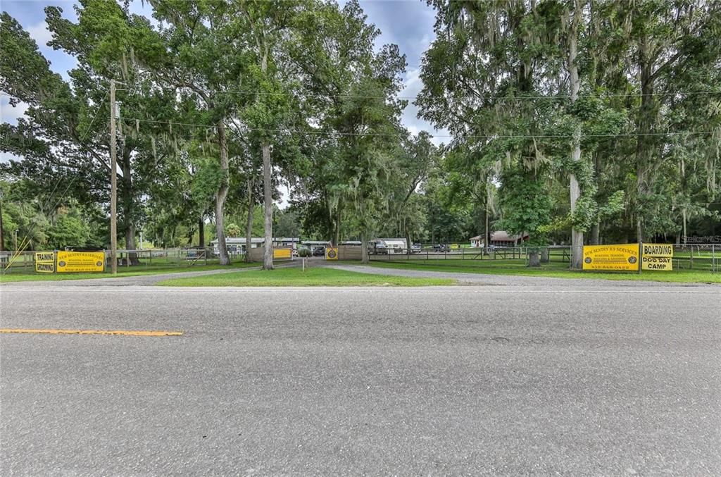 En Venta: $777,000 (3 camas, 2 baños, 2913 Pies cuadrados)