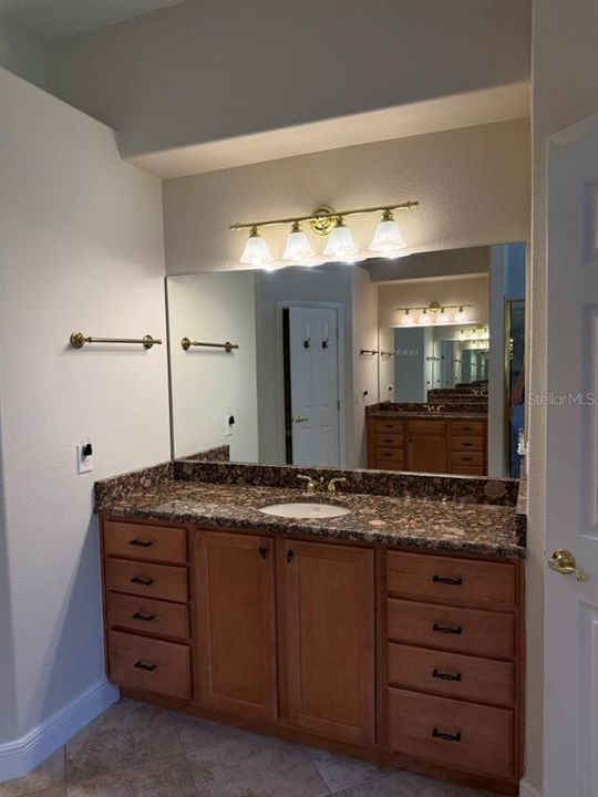 待售: $780,000 (5 贝兹, 4 浴室, 3376 平方英尺)