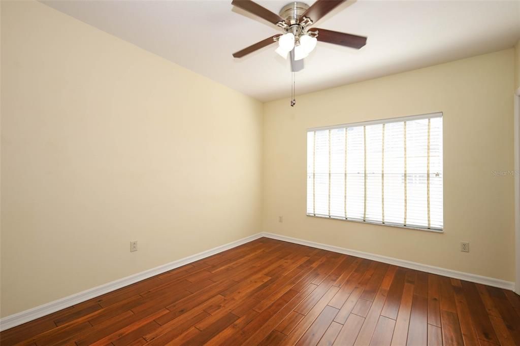 En Venta: $394,000 (3 camas, 3 baños, 1854 Pies cuadrados)