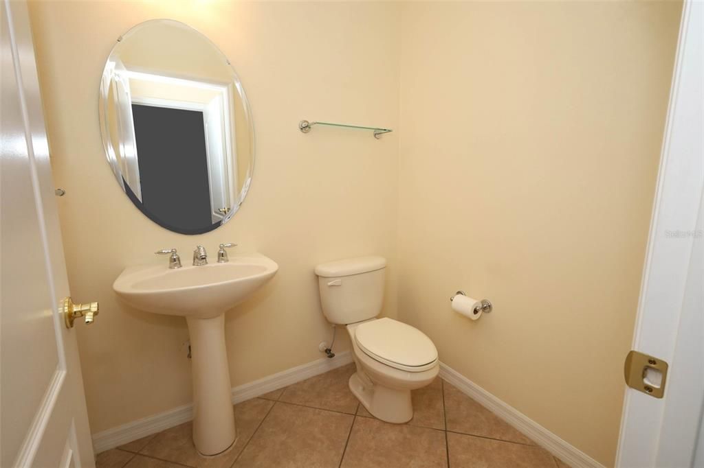 En Venta: $394,000 (3 camas, 3 baños, 1854 Pies cuadrados)