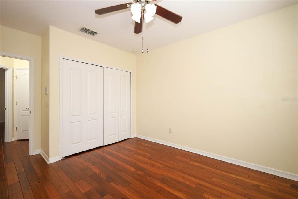 En Venta: $394,000 (3 camas, 3 baños, 1854 Pies cuadrados)