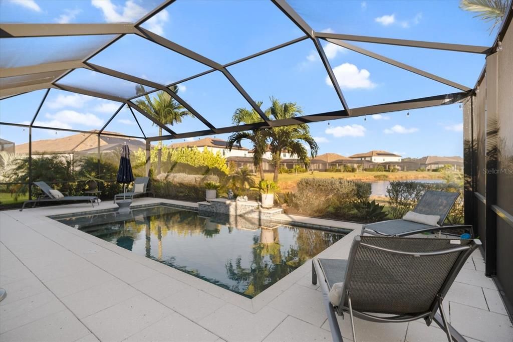 For Sale: $549,900 (3 beds, 3 baths, 1849 Square Feet)