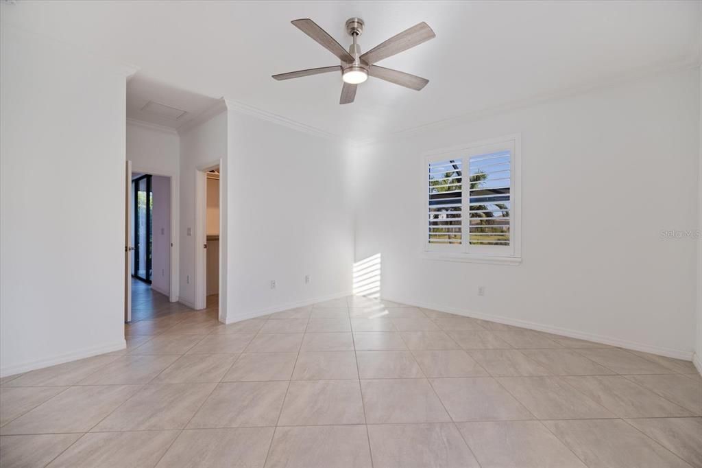 For Sale: $549,900 (3 beds, 3 baths, 1849 Square Feet)