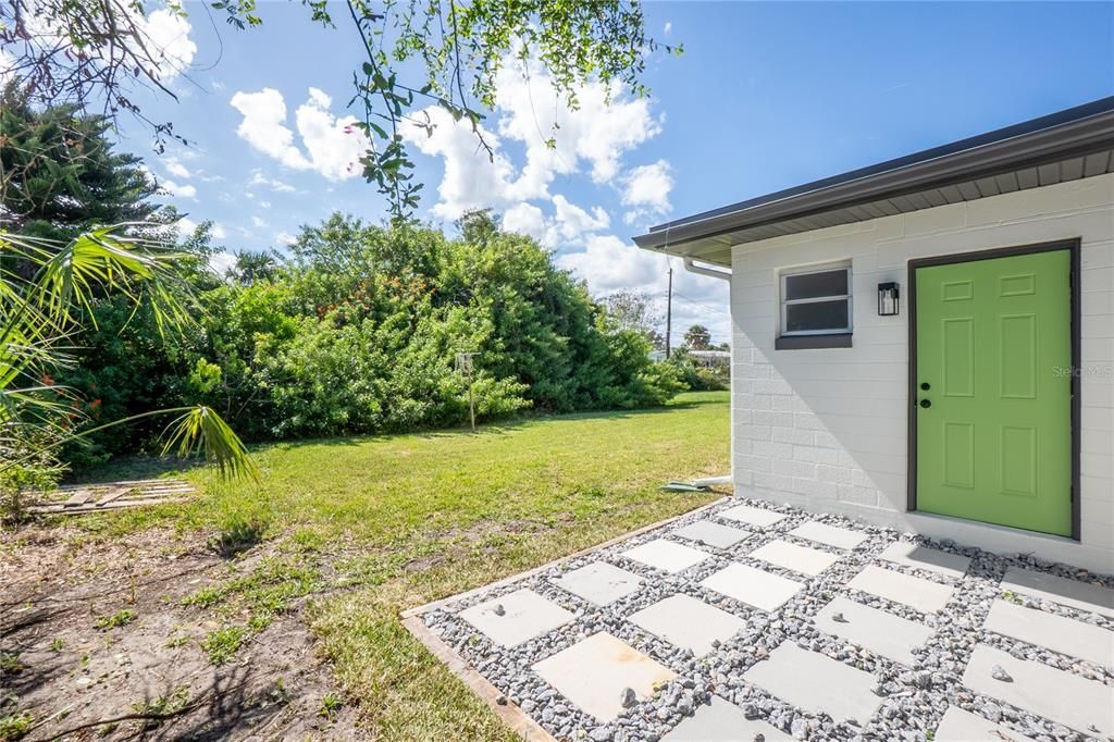 На продажу: $379,000 (2 спален, 2 ванн, 1194 Квадратных фут)