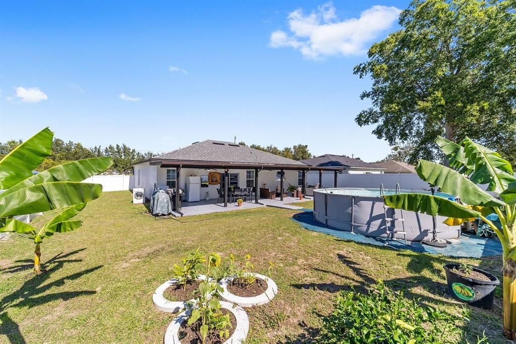 На продажу: $379,000 (4 спален, 2 ванн, 1622 Квадратных фут)