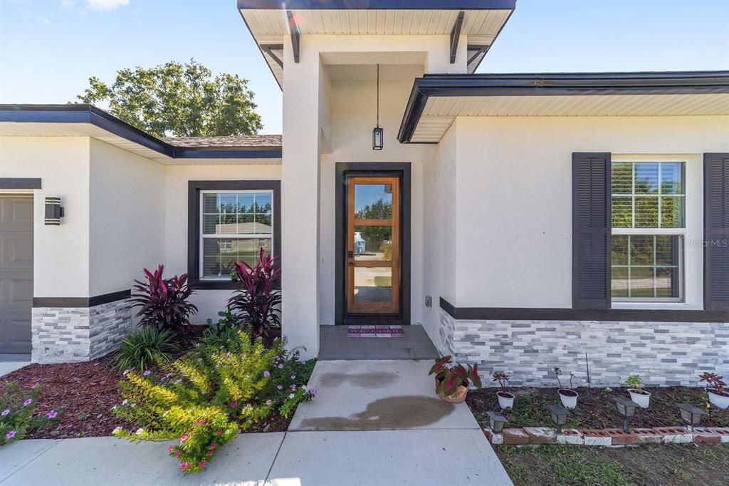 На продажу: $379,000 (4 спален, 2 ванн, 1622 Квадратных фут)