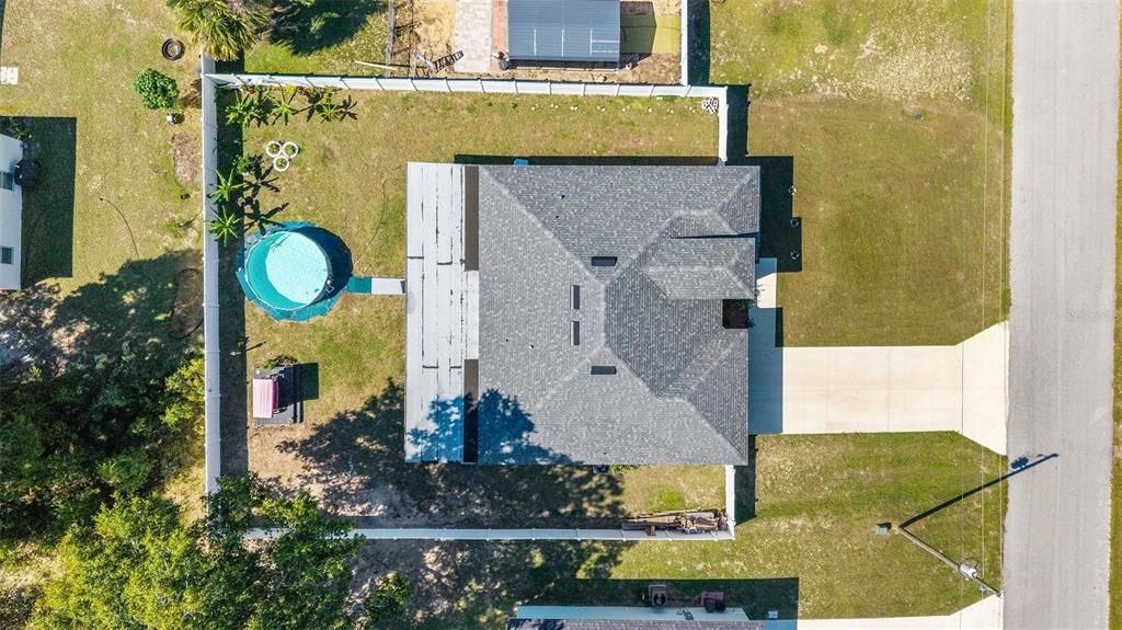 На продажу: $379,000 (4 спален, 2 ванн, 1622 Квадратных фут)