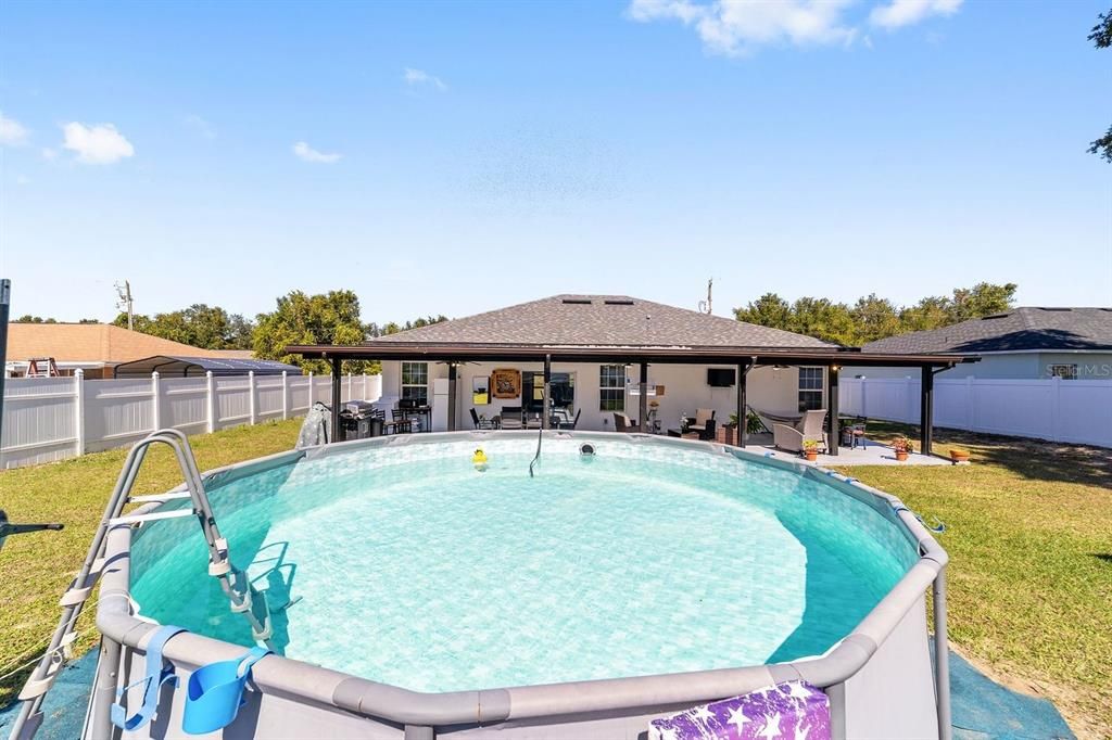 На продажу: $379,000 (4 спален, 2 ванн, 1622 Квадратных фут)