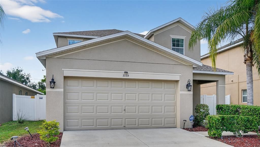 For Sale: $360,000 (5 beds, 3 baths, 2255 Square Feet)