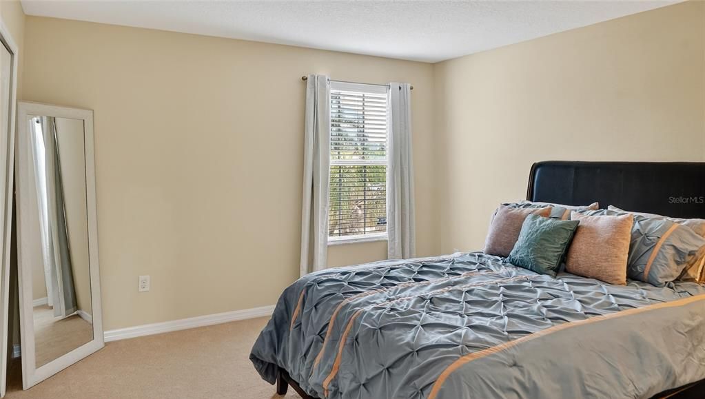 For Sale: $360,000 (5 beds, 3 baths, 2255 Square Feet)