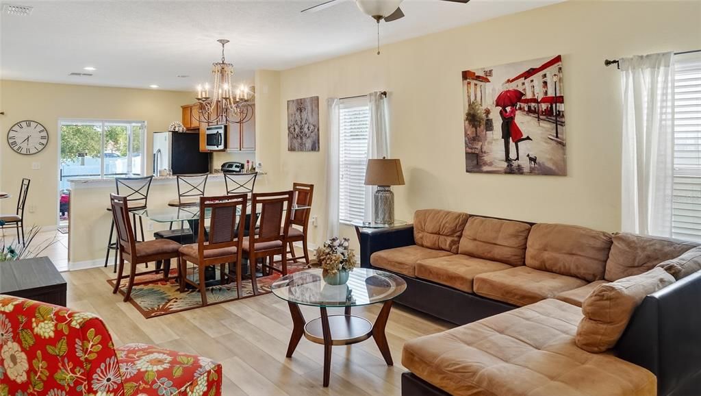 For Sale: $360,000 (5 beds, 3 baths, 2255 Square Feet)