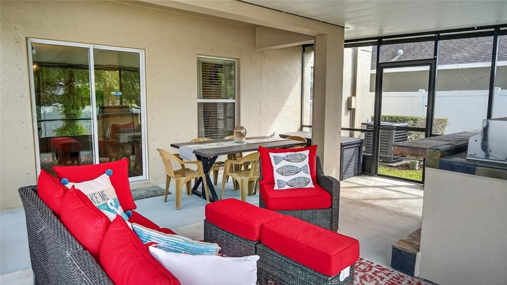 For Sale: $360,000 (5 beds, 3 baths, 2255 Square Feet)