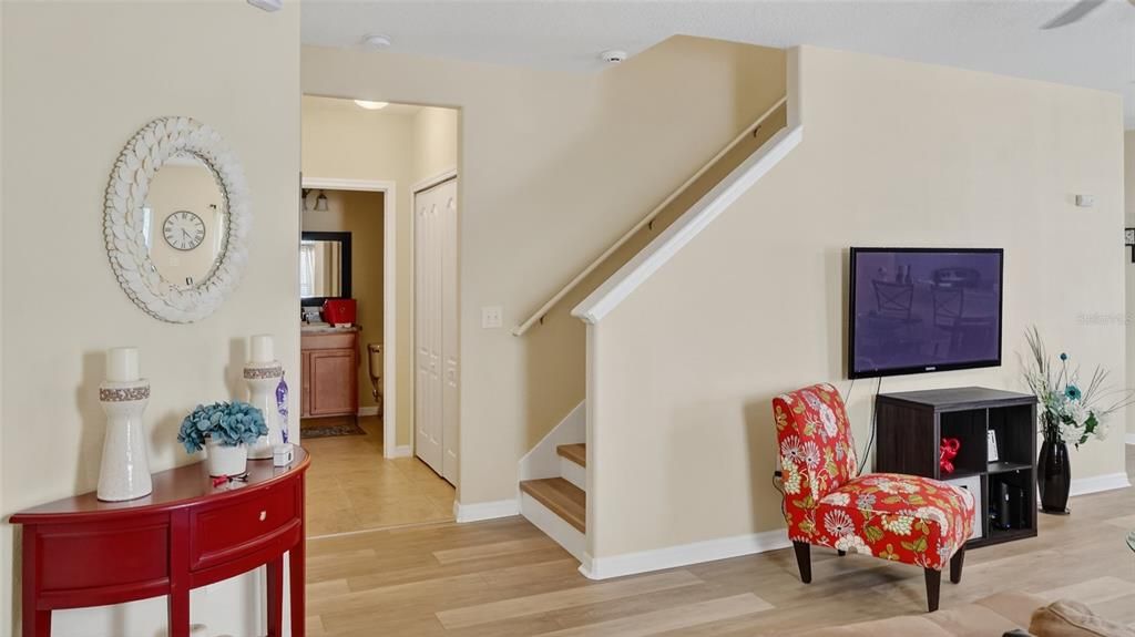 For Sale: $360,000 (5 beds, 3 baths, 2255 Square Feet)