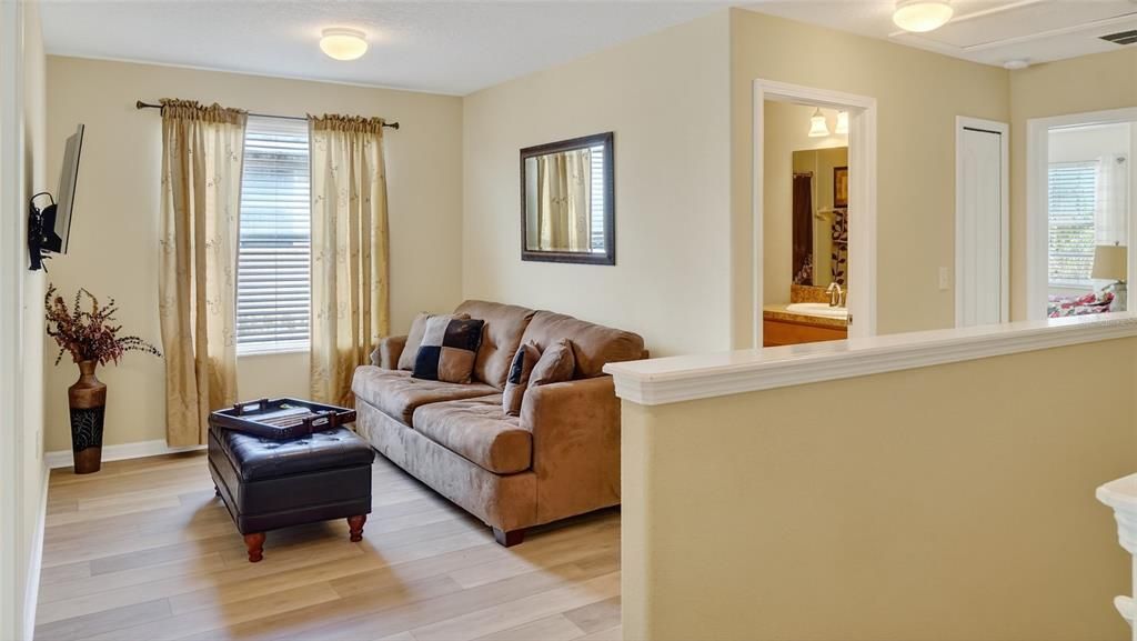 For Sale: $360,000 (5 beds, 3 baths, 2255 Square Feet)