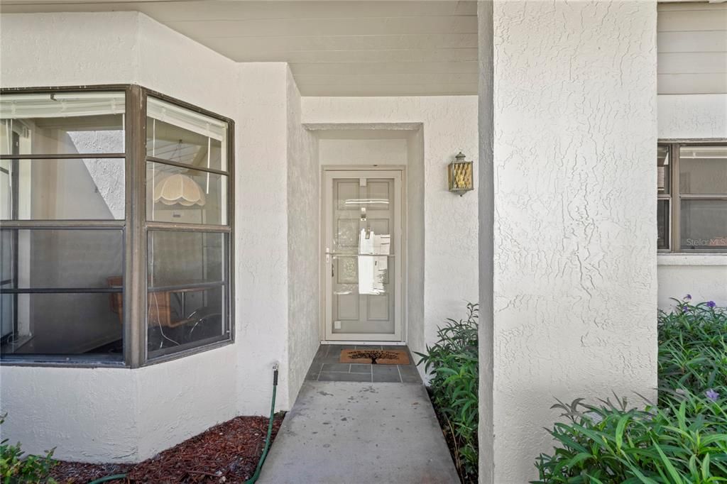 For Sale: $210,000 (2 beds, 1 baths, 1023 Square Feet)