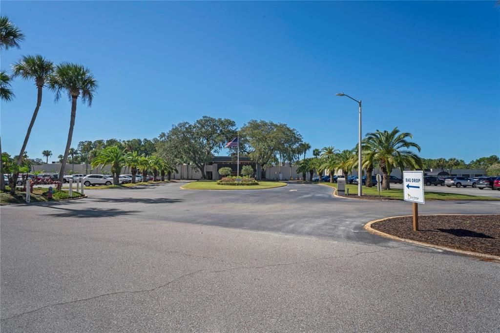 For Sale: $210,000 (2 beds, 1 baths, 1023 Square Feet)