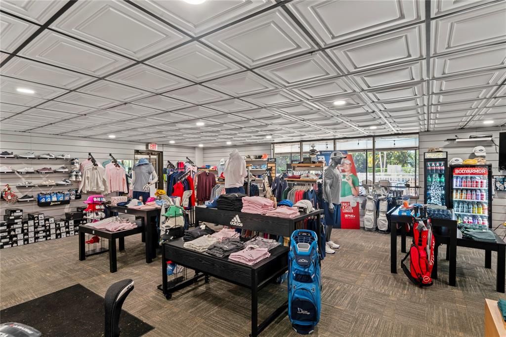 For Sale: $210,000 (2 beds, 1 baths, 1023 Square Feet)