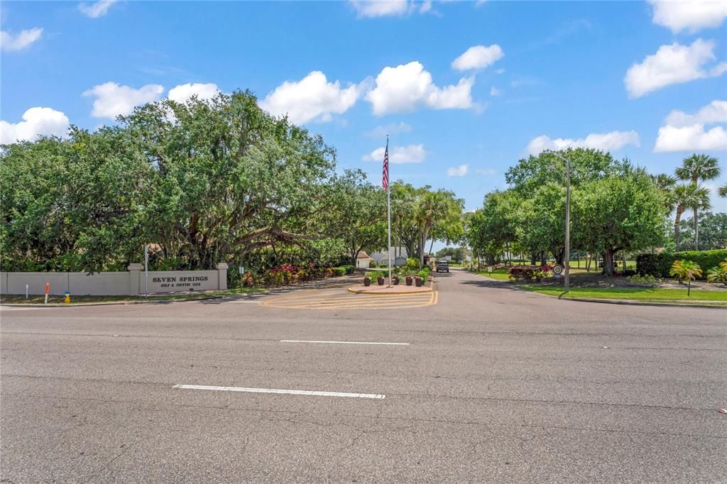 For Sale: $210,000 (2 beds, 1 baths, 1023 Square Feet)