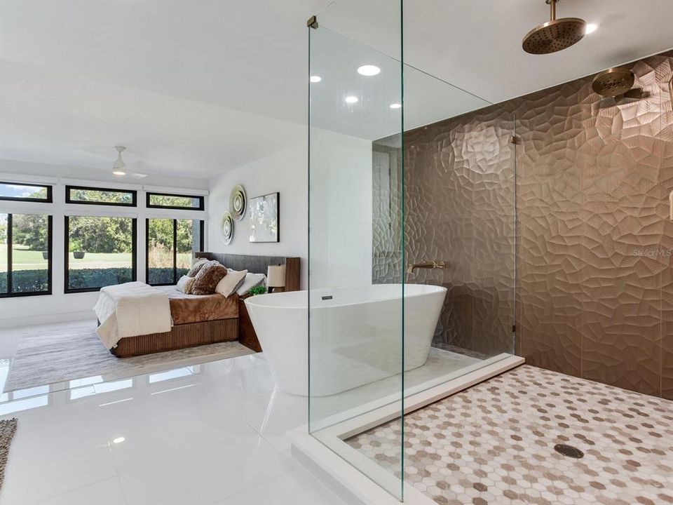 En Venta: $799,000 (3 camas, 3 baños, 2739 Pies cuadrados)