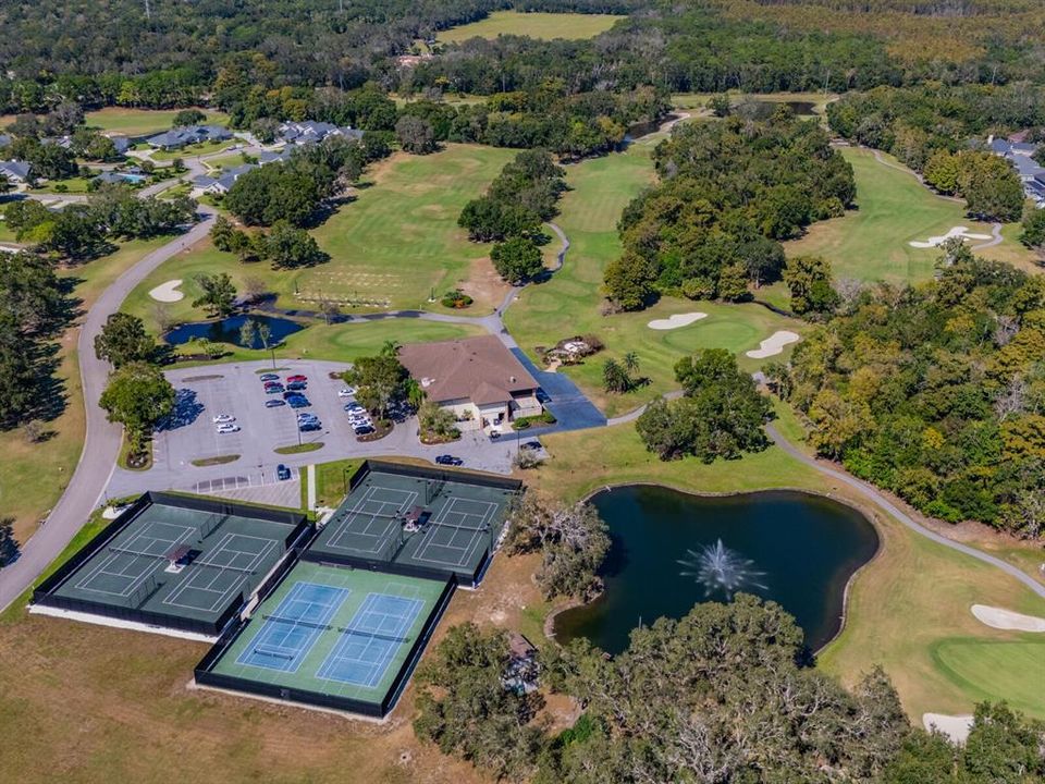 En Venta: $799,000 (3 camas, 3 baños, 2739 Pies cuadrados)