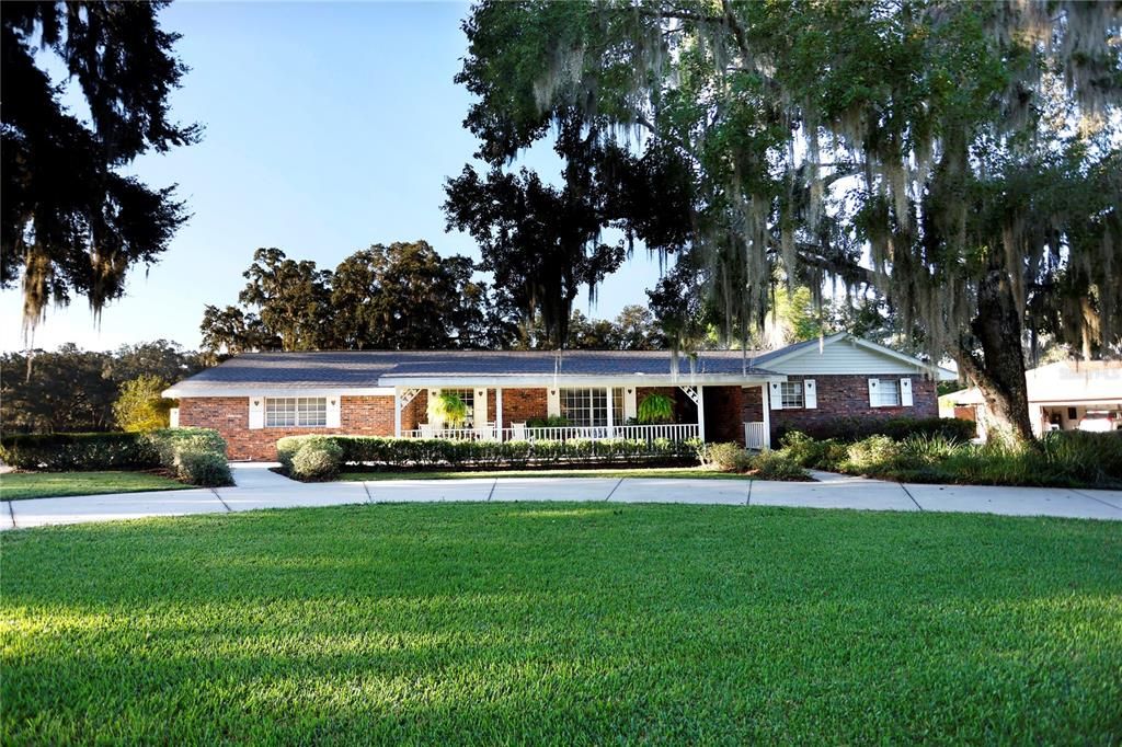 En Venta: $650,000 (4 camas, 3 baños, 3181 Pies cuadrados)