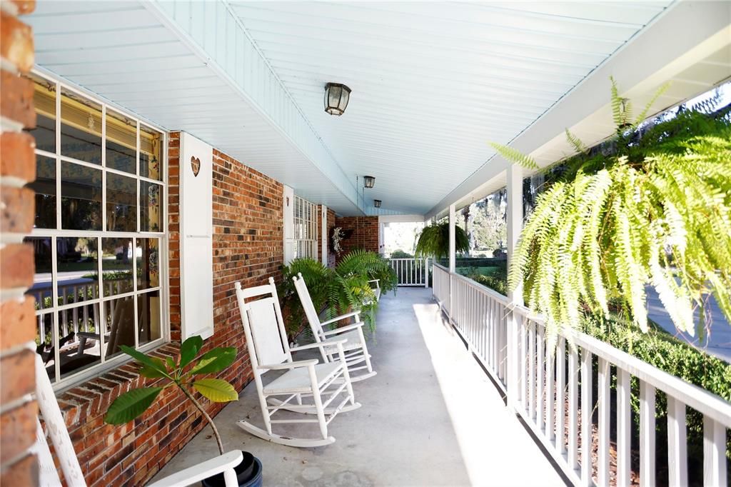 En Venta: $650,000 (4 camas, 3 baños, 3181 Pies cuadrados)