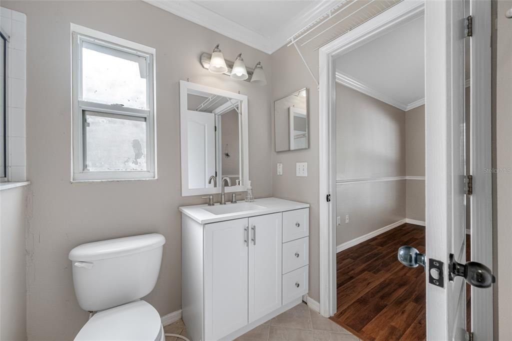 Active With Contract: $335,000 (4 beds, 2 baths, 1463 Square Feet)