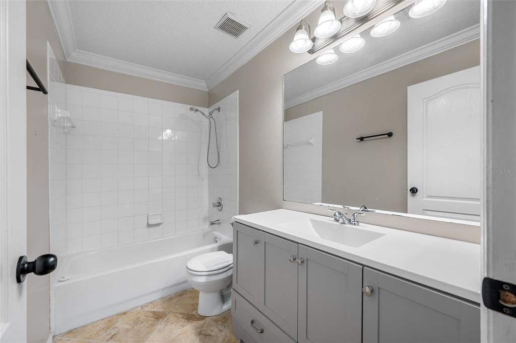 Active With Contract: $335,000 (4 beds, 2 baths, 1463 Square Feet)