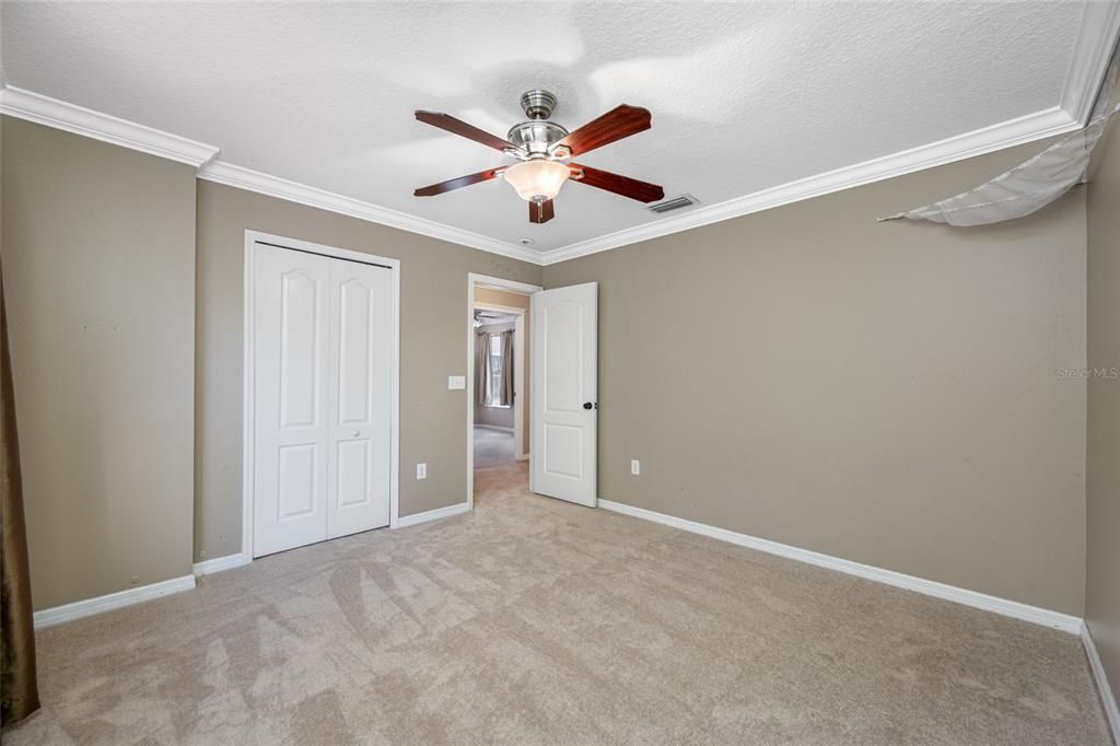 Active With Contract: $335,000 (4 beds, 2 baths, 1463 Square Feet)