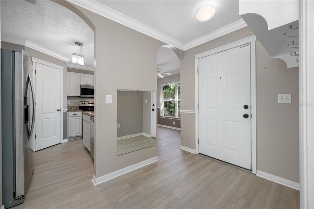 Active With Contract: $335,000 (4 beds, 2 baths, 1463 Square Feet)