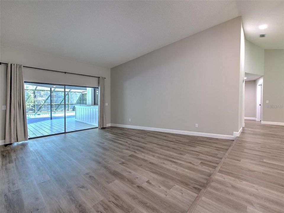 For Rent: $7,500 (5 beds, 3 baths, 4003 Square Feet)