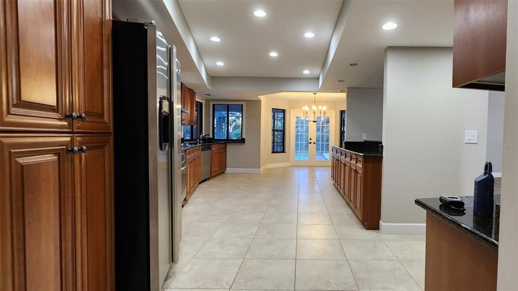 For Rent: $7,500 (5 beds, 3 baths, 4003 Square Feet)