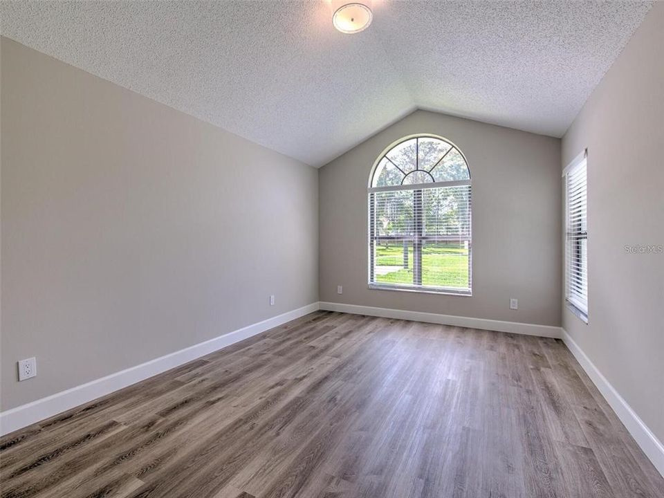 For Rent: $7,500 (5 beds, 3 baths, 4003 Square Feet)