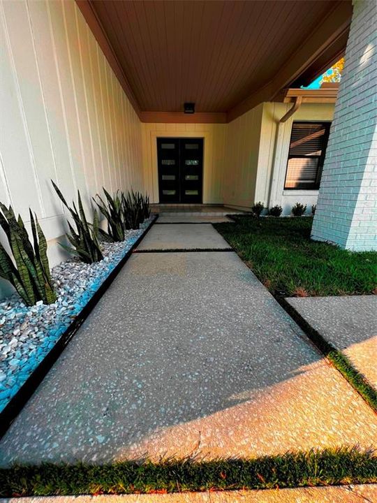 For Rent: $7,500 (5 beds, 3 baths, 4003 Square Feet)