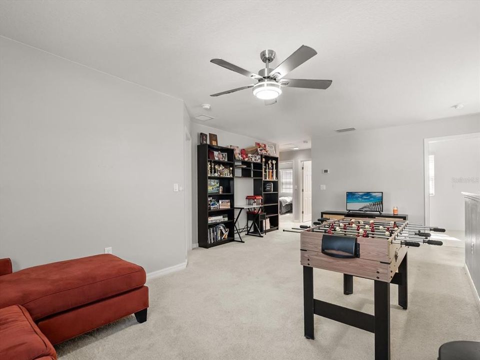 На продажу: $399,000 (4 спален, 2 ванн, 2296 Квадратных фут)