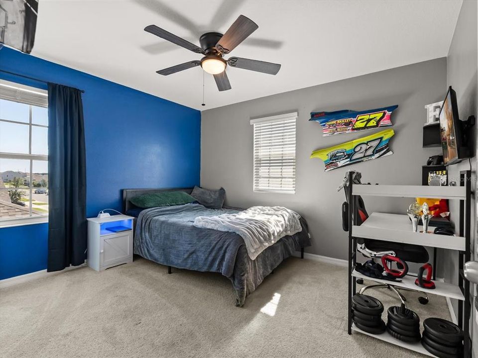 На продажу: $399,000 (4 спален, 2 ванн, 2296 Квадратных фут)