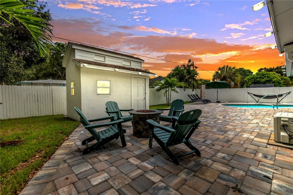 出租: $3,300 (4 贝兹, 2 浴室, 1453 平方英尺)