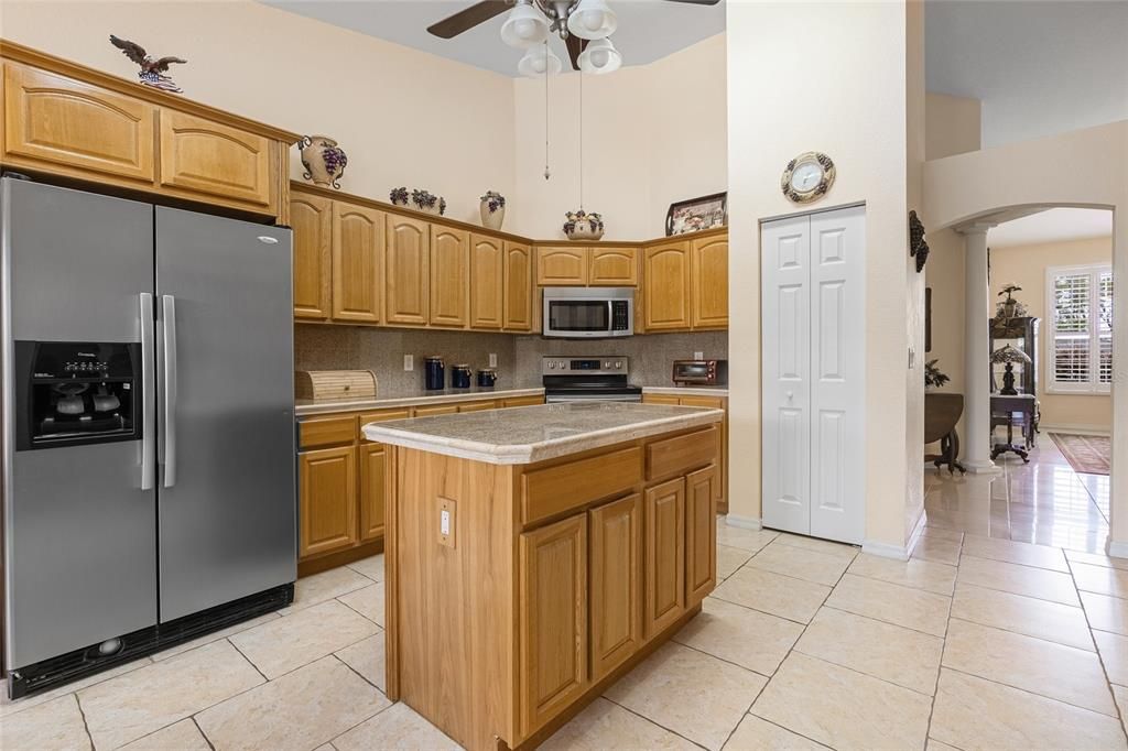 待售: $595,000 (4 贝兹, 4 浴室, 3366 平方英尺)