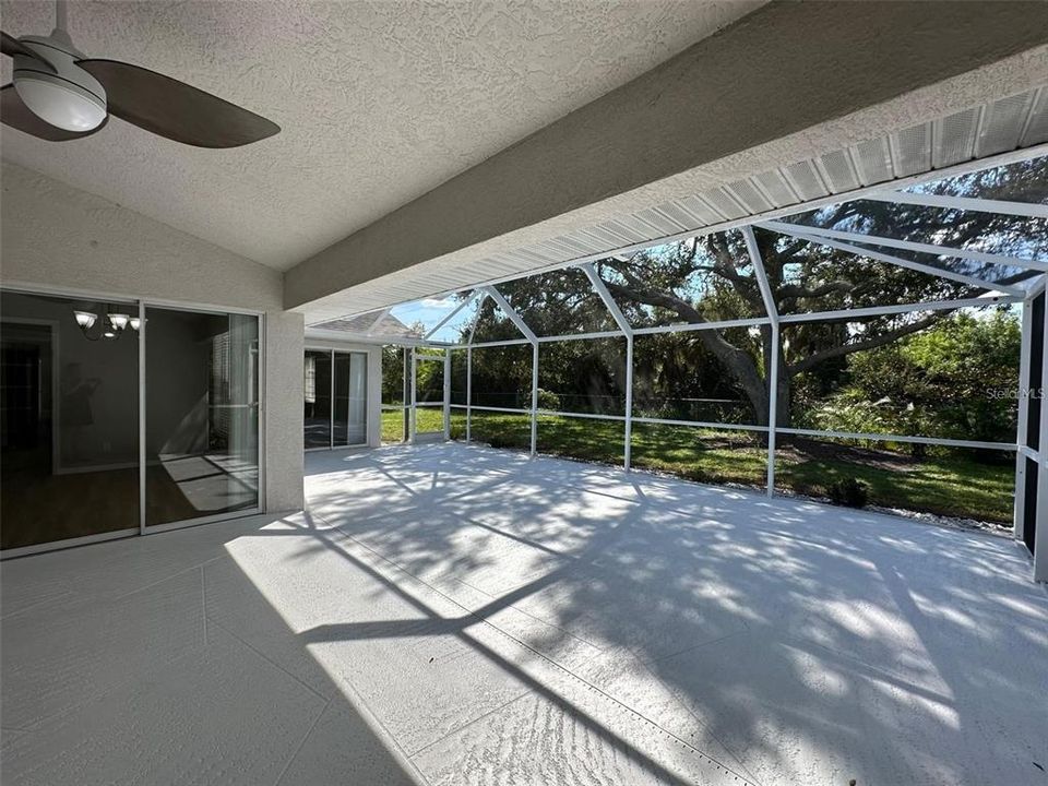 For Rent: $2,000 (3 beds, 2 baths, 1903 Square Feet)