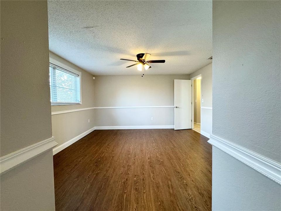 For Rent: $2,500 (3 beds, 2 baths, 1376 Square Feet)